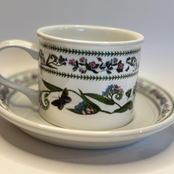 Portmeirion Botanic Garden Saucers (5) + 3 Cups Chipped | Floral Variation - Picture 7 of 12